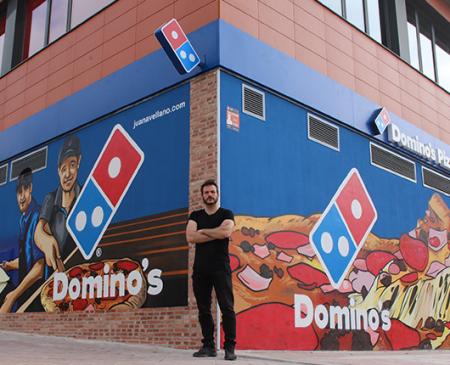 Domino's Pizza abre en Valderrebollo (Vallecas) y dona toda la recaudación del primer día a la Asociación Cultural La Kalle