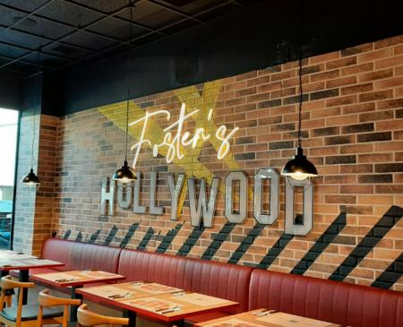 Foster´s Hollywood abre su primer restaurante en Plasencia