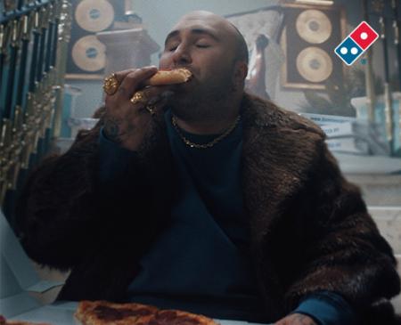 Kiko Rivera se pone muy hot con la nueva App de Domino's Pizza