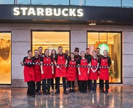 Starbucks® inaugura su tienda número 55 en la Comunidad de Madrid en el barrio de Aravaca