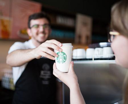 Starbucks llega a La Cañada Shopping de Marbella