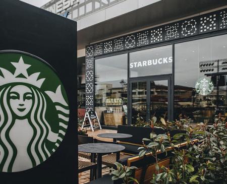   Starbucks® llega a Mallorca Fashion Outlet