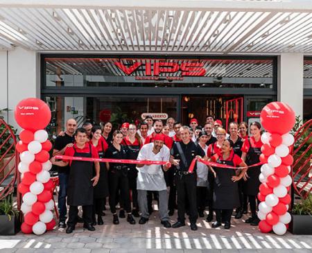 VIPS abre un nuevo restaurante en Sevilla y donará la recaudación del 20 de julio a Cruz Roja